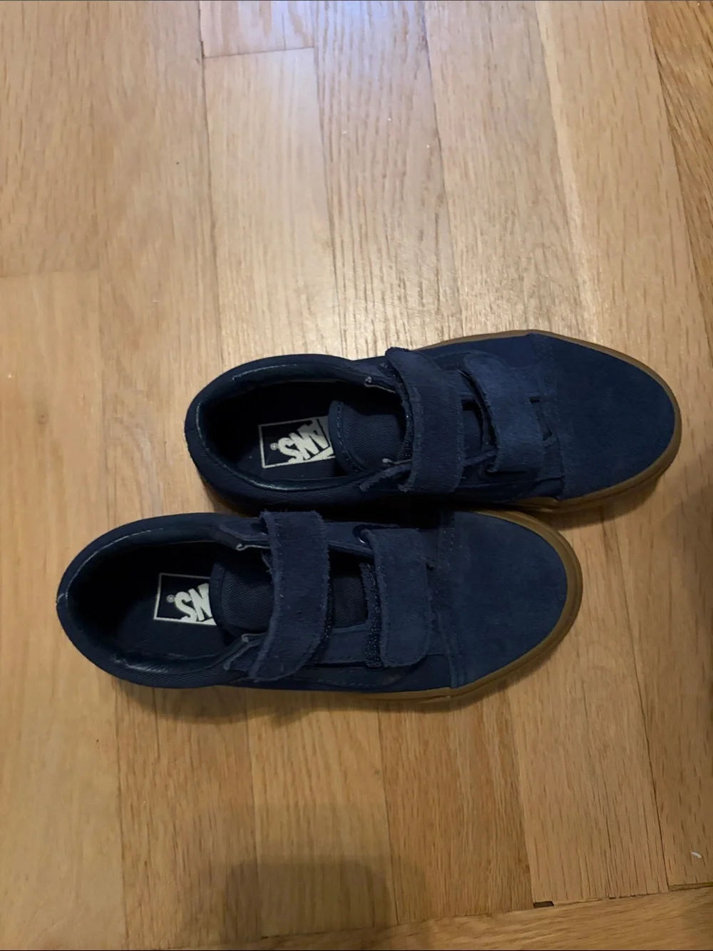 Vans Kids Navy Velcro Casual Sneakers with Gum Sole